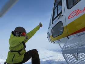 AK heli ski 2011 jb heli thumbs up 